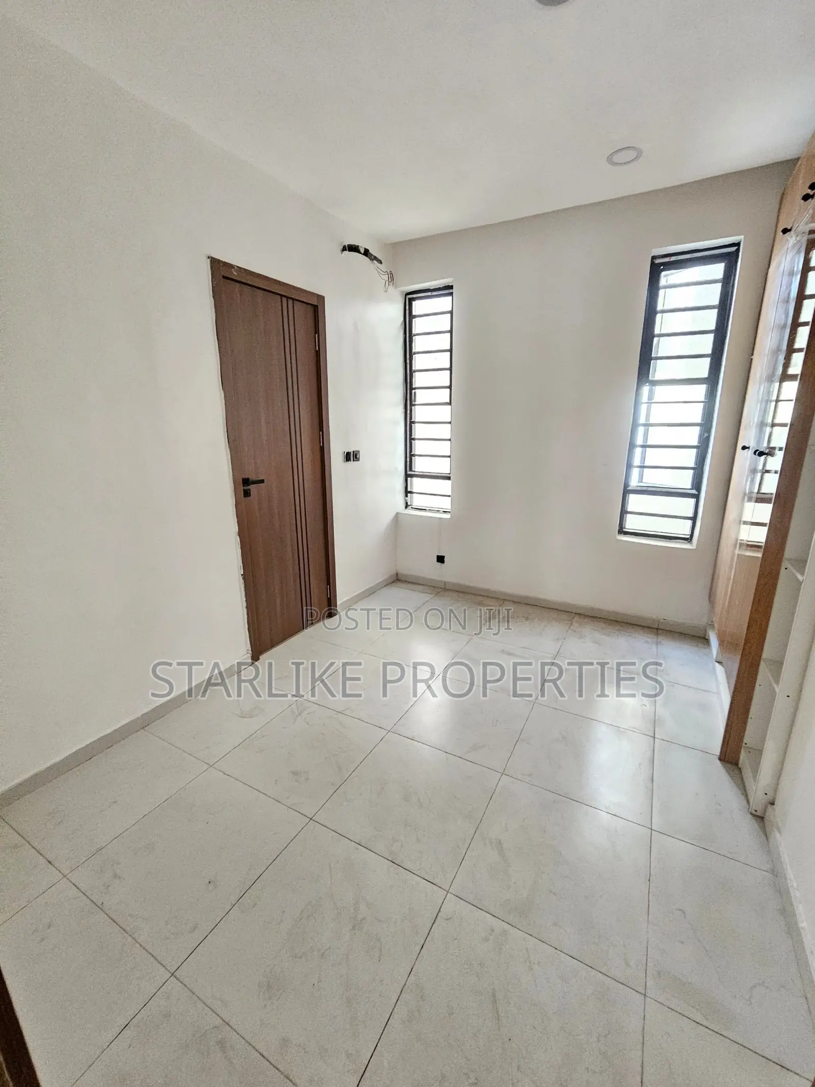 4bdrm Duplex in Lekki Expressway for sale in Lekki Expressway