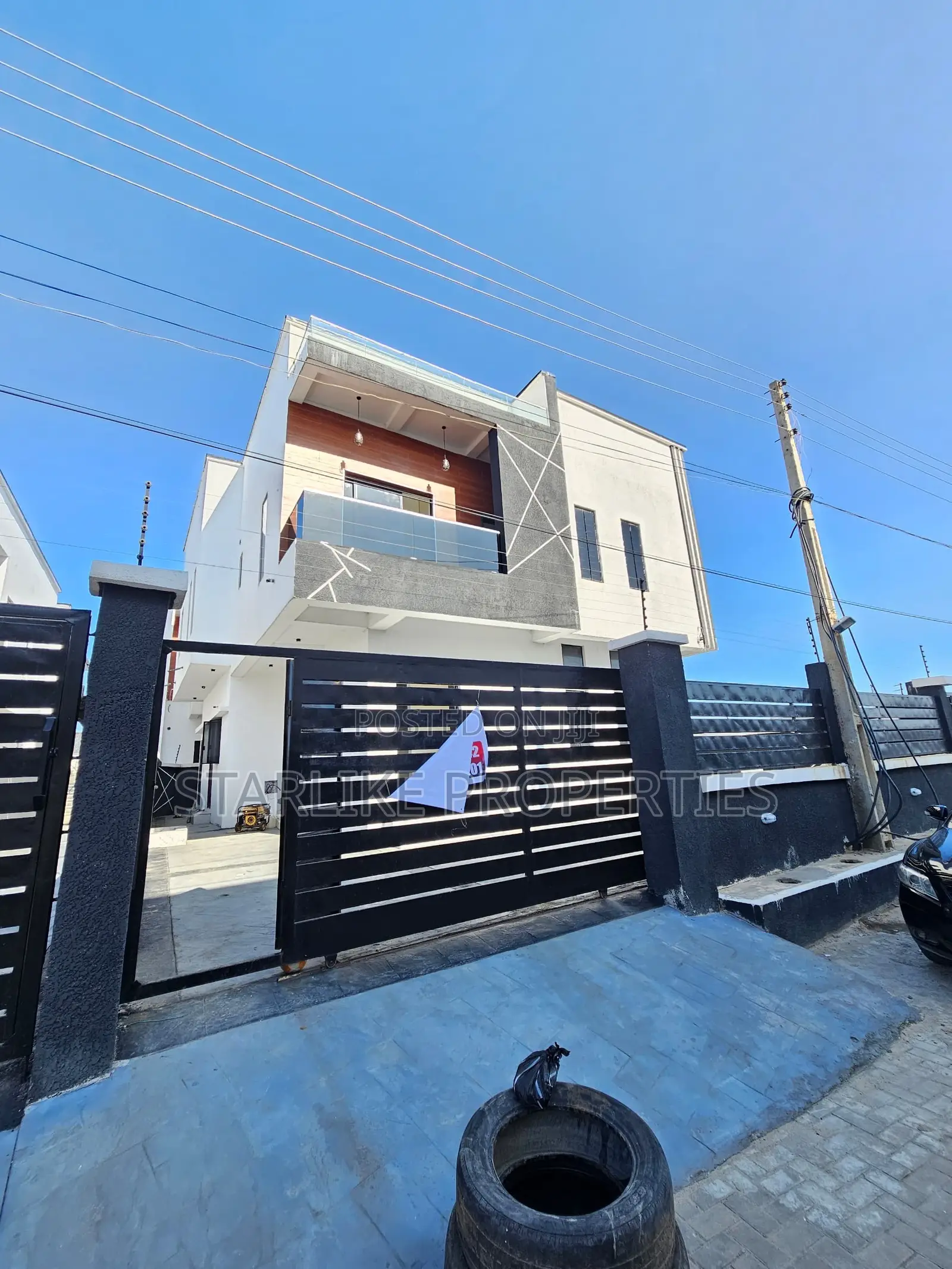 5bdrm Duplex in Lekki Expressway for sale in Lekki Expressway