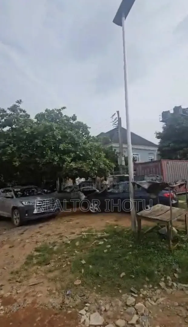 1800sqm, HOT DISTRESS SALE! Built Up! Residential, C of O in Kaura