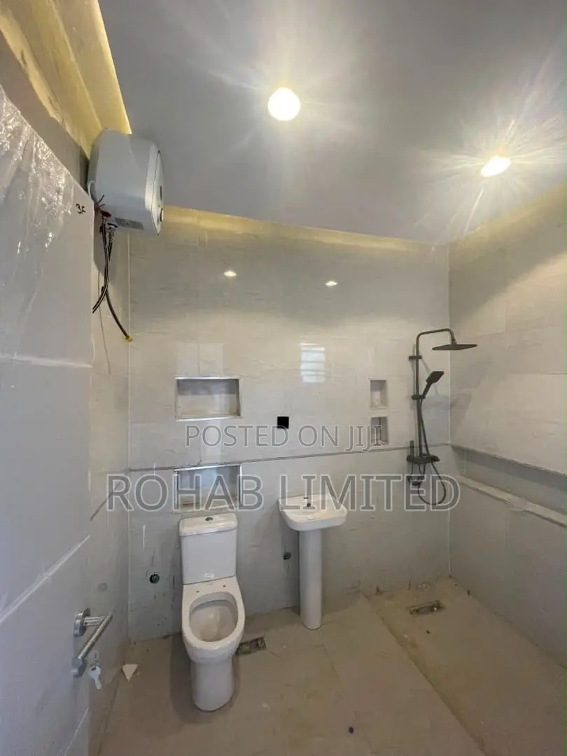 4bdrm Duplex in Providence Court, Awoyaya for sale in Awoyaya