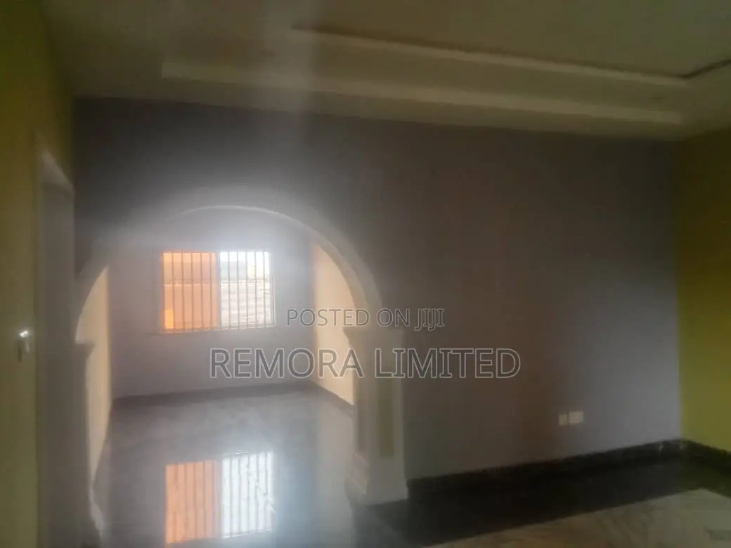 3bdrm Block of Flats in Akesan for rent in Akesan