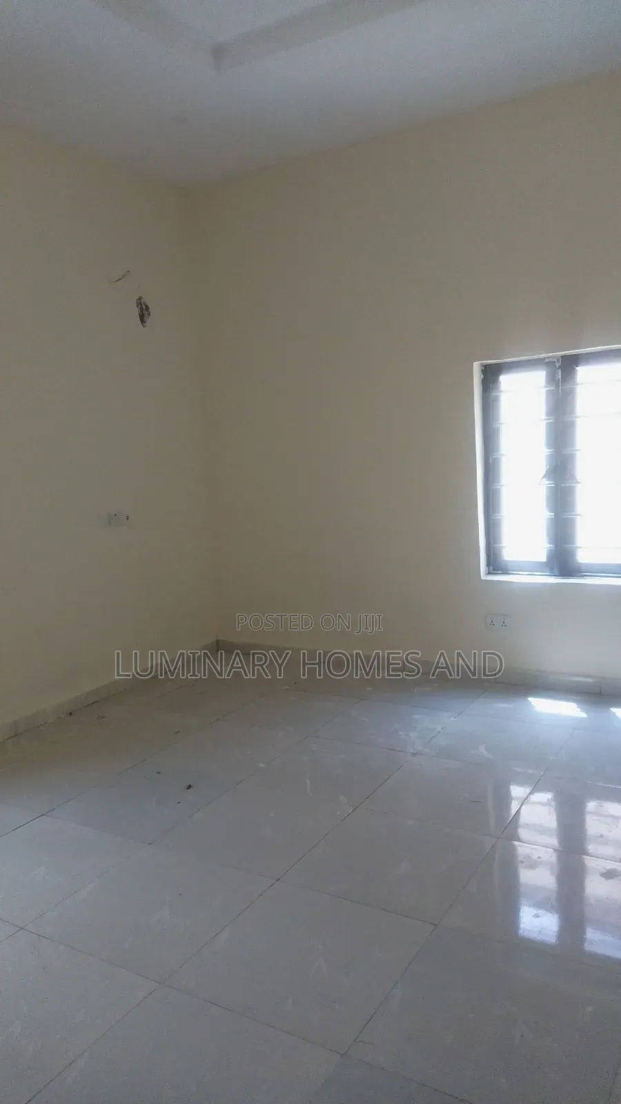 2bdrm Block of Flats in Military Zone, FHA for rent in FHA