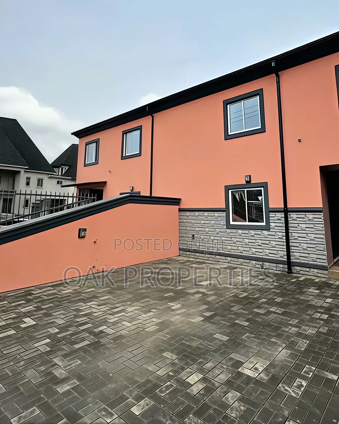 3bdrm Duplex in Naf Harmony Estate, Eliozu for rent in Eliozu