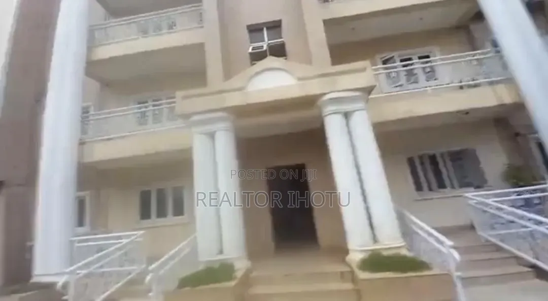 3bdrm Block of Flats in Jabi for sale in Jabi