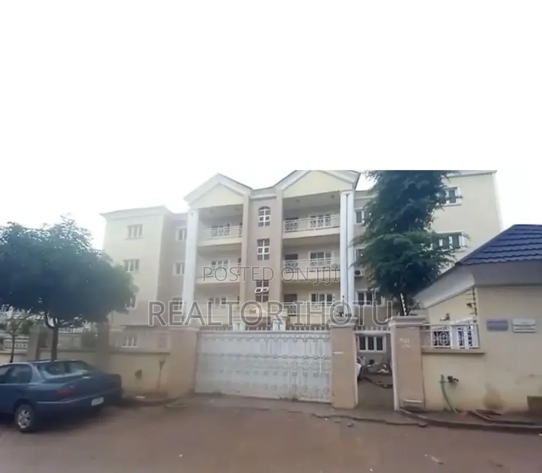 3bdrm Block of Flats in Jabi for sale in Jabi