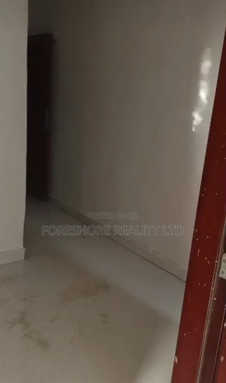 Mini Flat in Ago for rent in Ago Palace