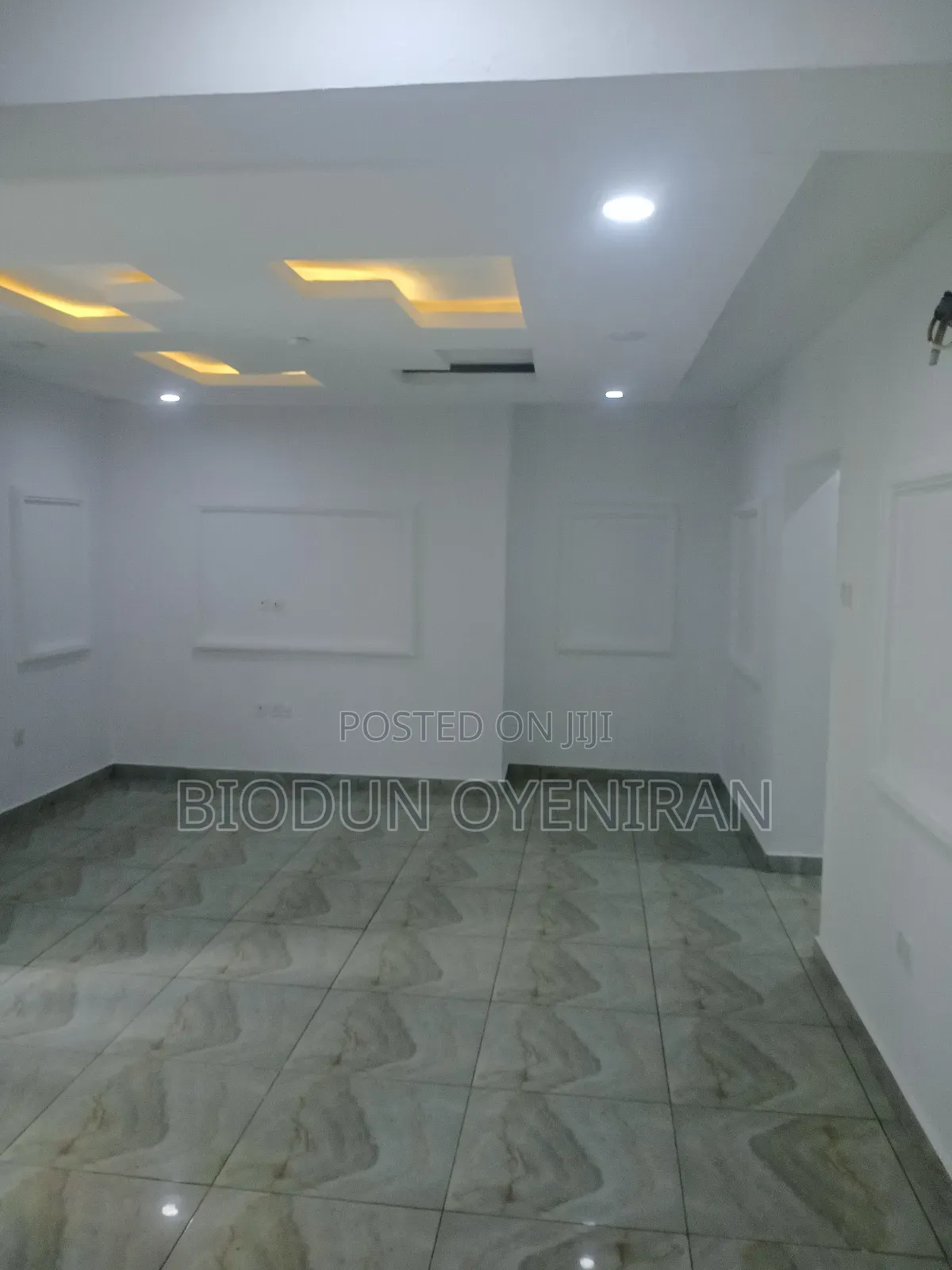 2bdrm Block of Flats in Abesan for rent in Abesan