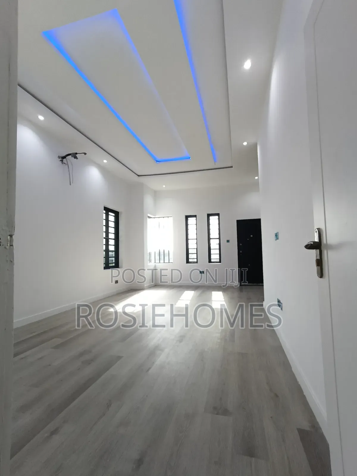4bdrm Duplex in Royal Estate, Mopo-Ijebu Eputu for rent in Mopo-Ijebu Eputu