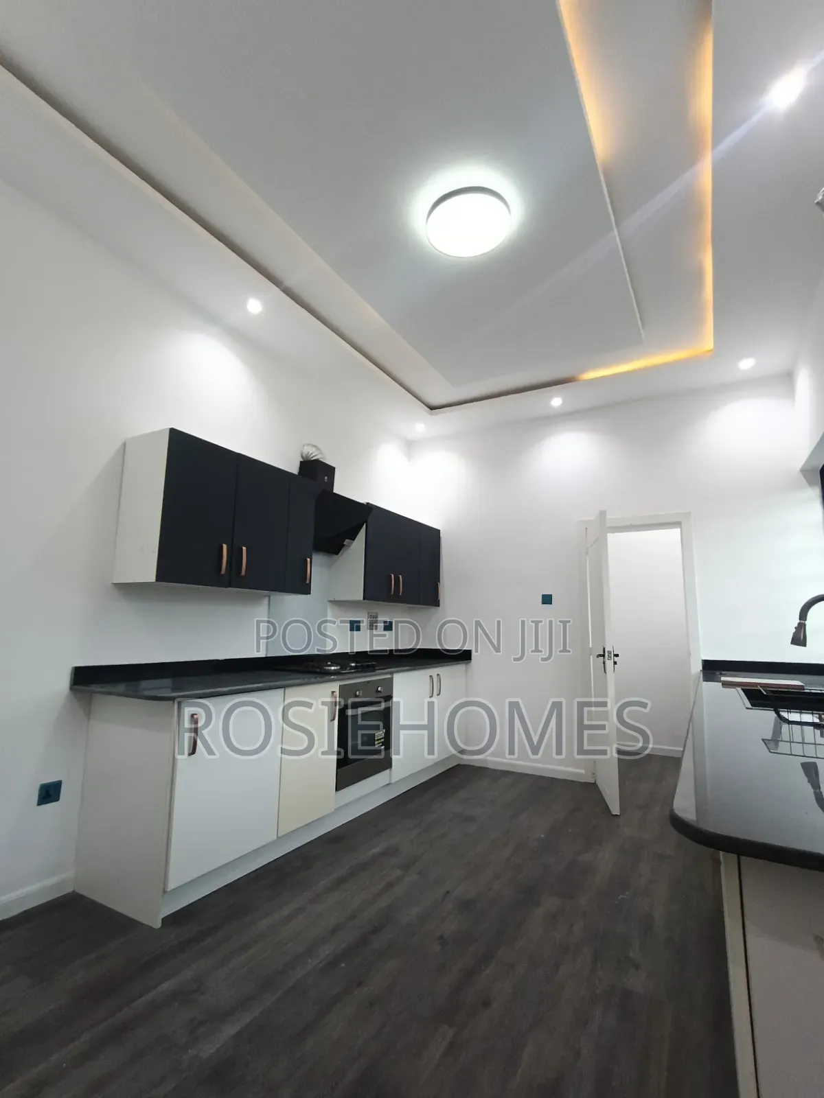4bdrm Duplex in Royal Estate, Mopo-Ijebu Eputu for rent in Mopo-Ijebu Eputu