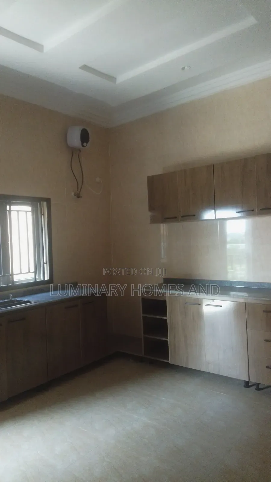 3bdrm Block of Flats in Adjacent To Dunamis, FHA for rent in FHA