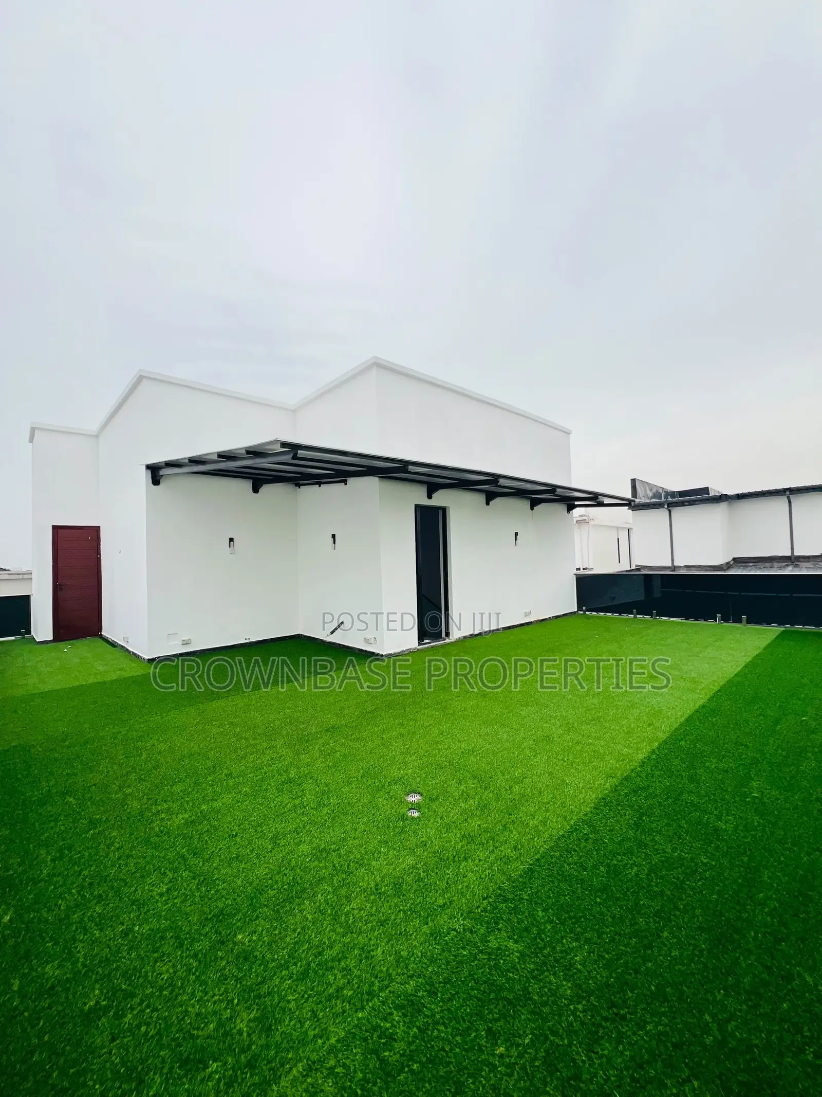 5bdrm Duplex in Megamound, Ikota for sale in Ikota