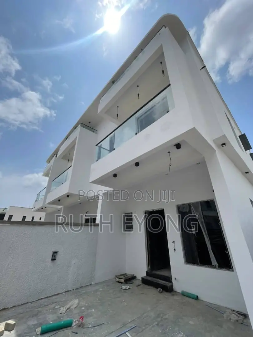 3bdrm Townhouse/Terrace in Ajah for sale in Ajah