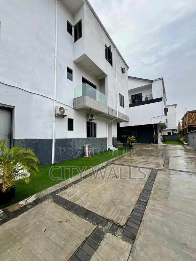 3bdrm Townhouse / Terrace in Ikate for rent in Ikate