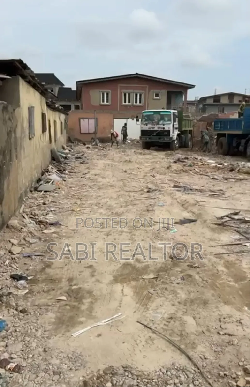 Mixed-Used Standard Plot of Land at Palm Avenue Mushin Lagos for Sale in Papa Ajao / Mushin