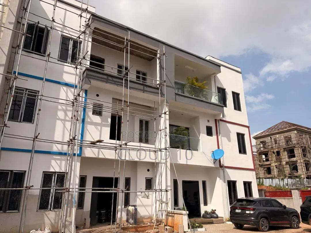 4bdrm Duplex in Kaura for sale in Kaura