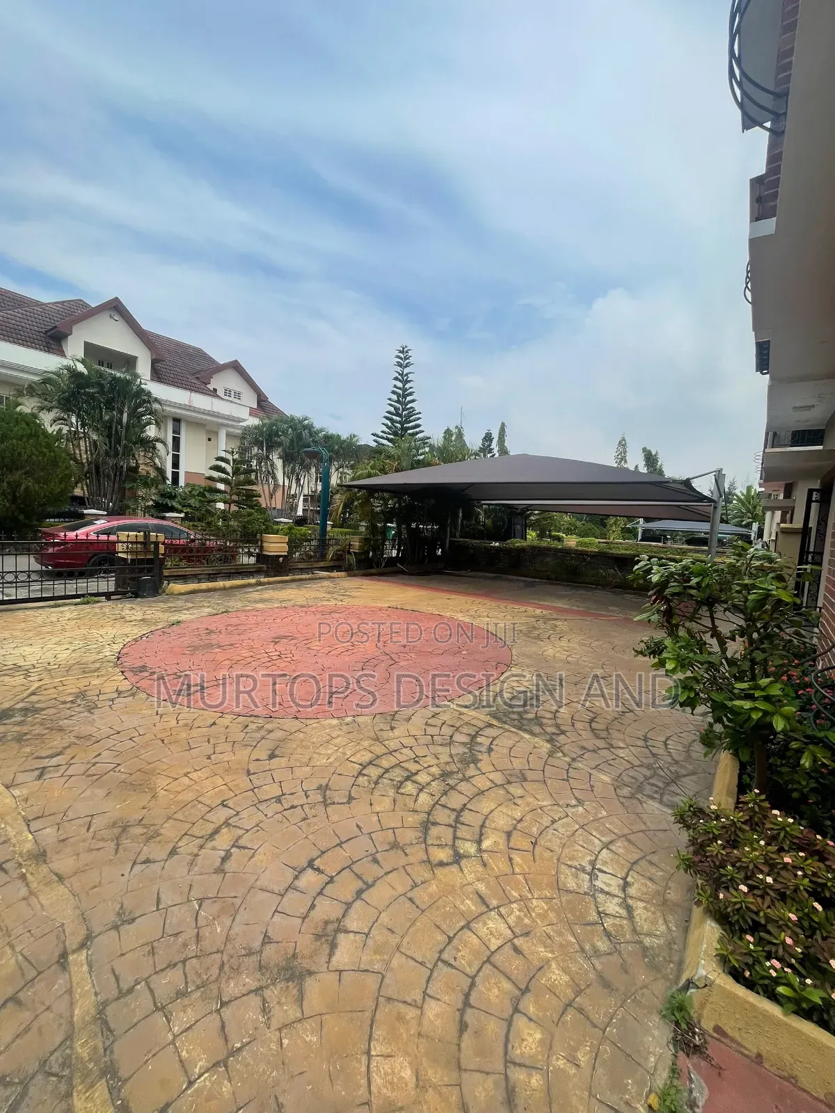 5bdrm Duplex in Carlton Gate Estate, Chevron for sale in Chevron