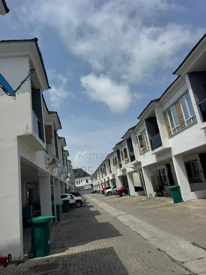 Studio Apartment in 80, Lekki Phase 2 for rent in Lekki Phase 2