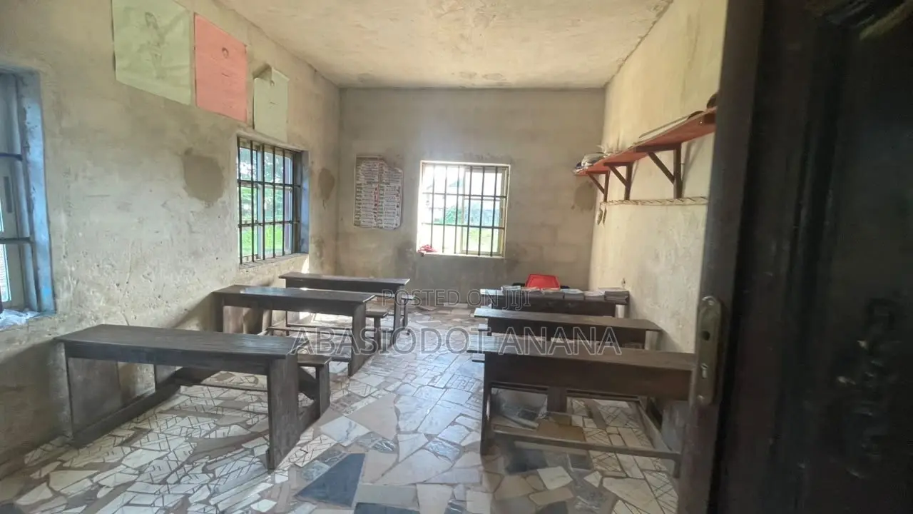 School for Sale With 23class Rooms and 15toilets on the Main Road in Uyo