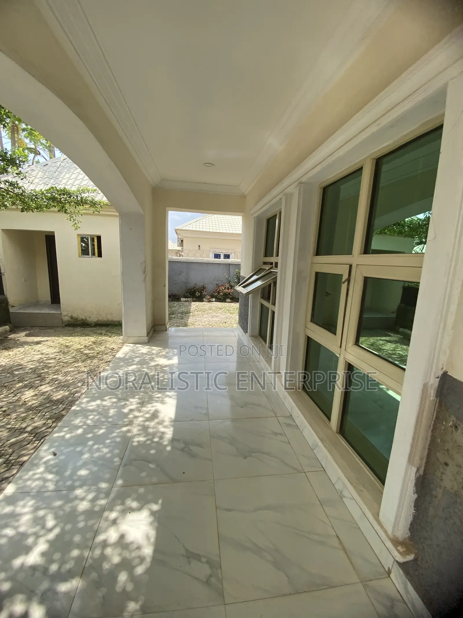 3bdrm Bungalow in Faplins Estate, Galadimawa for sale in Galadimawa