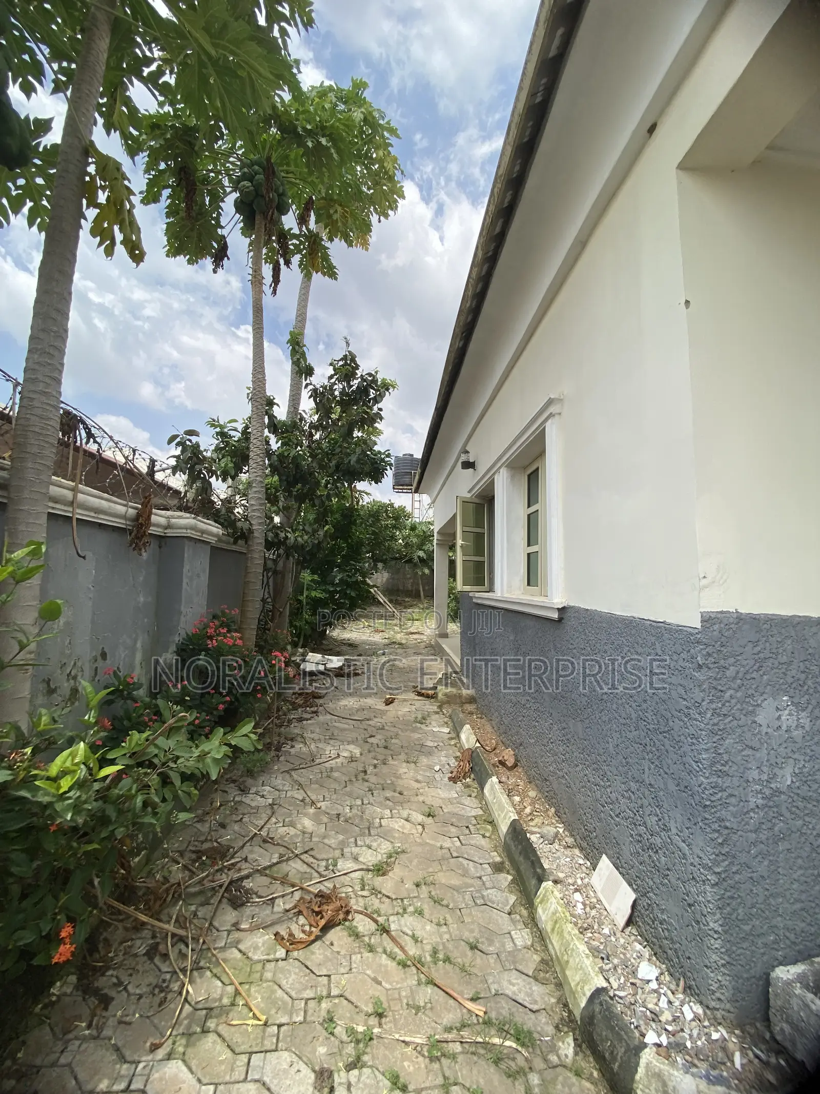 3bdrm Bungalow in Faplins Estate, Galadimawa for sale in Galadimawa