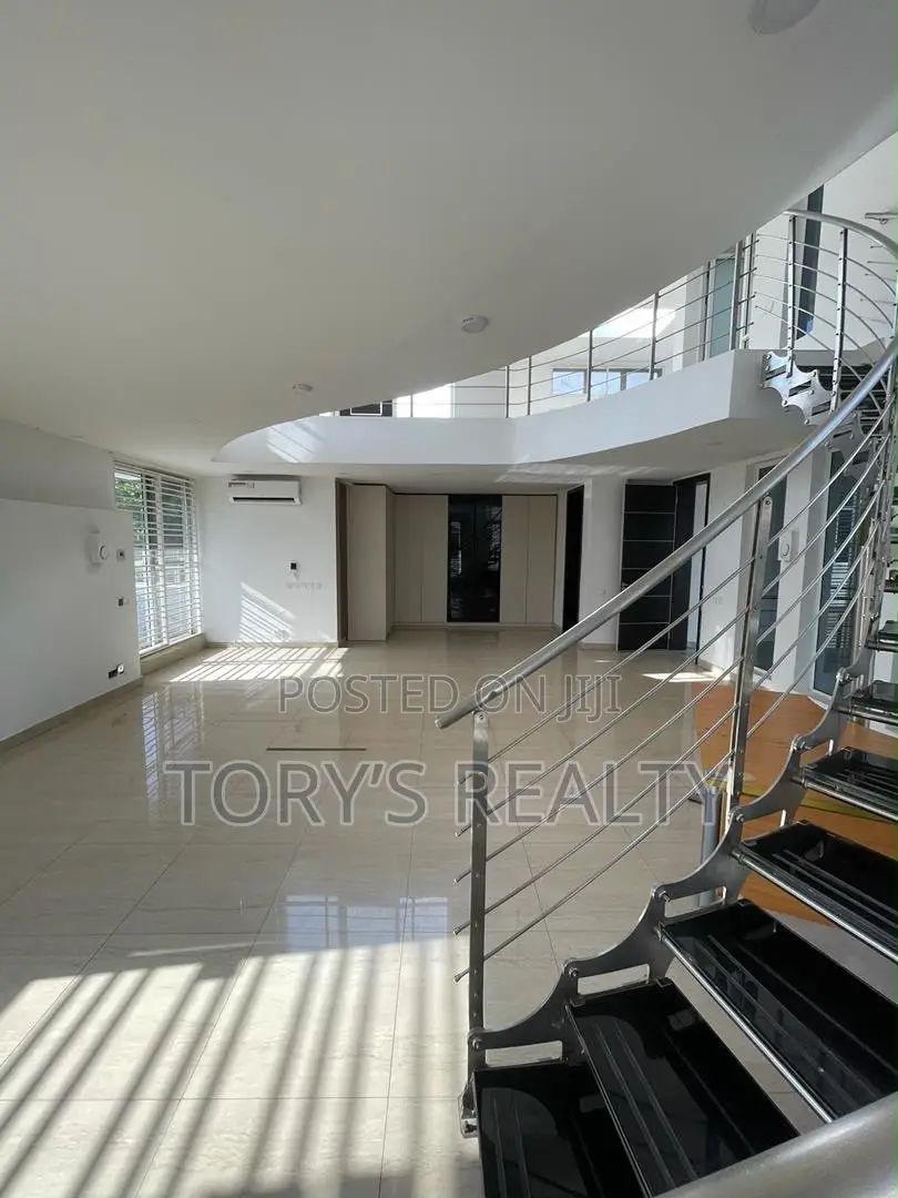 5bdrm Duplex in Banana Island for rent in Banana Island