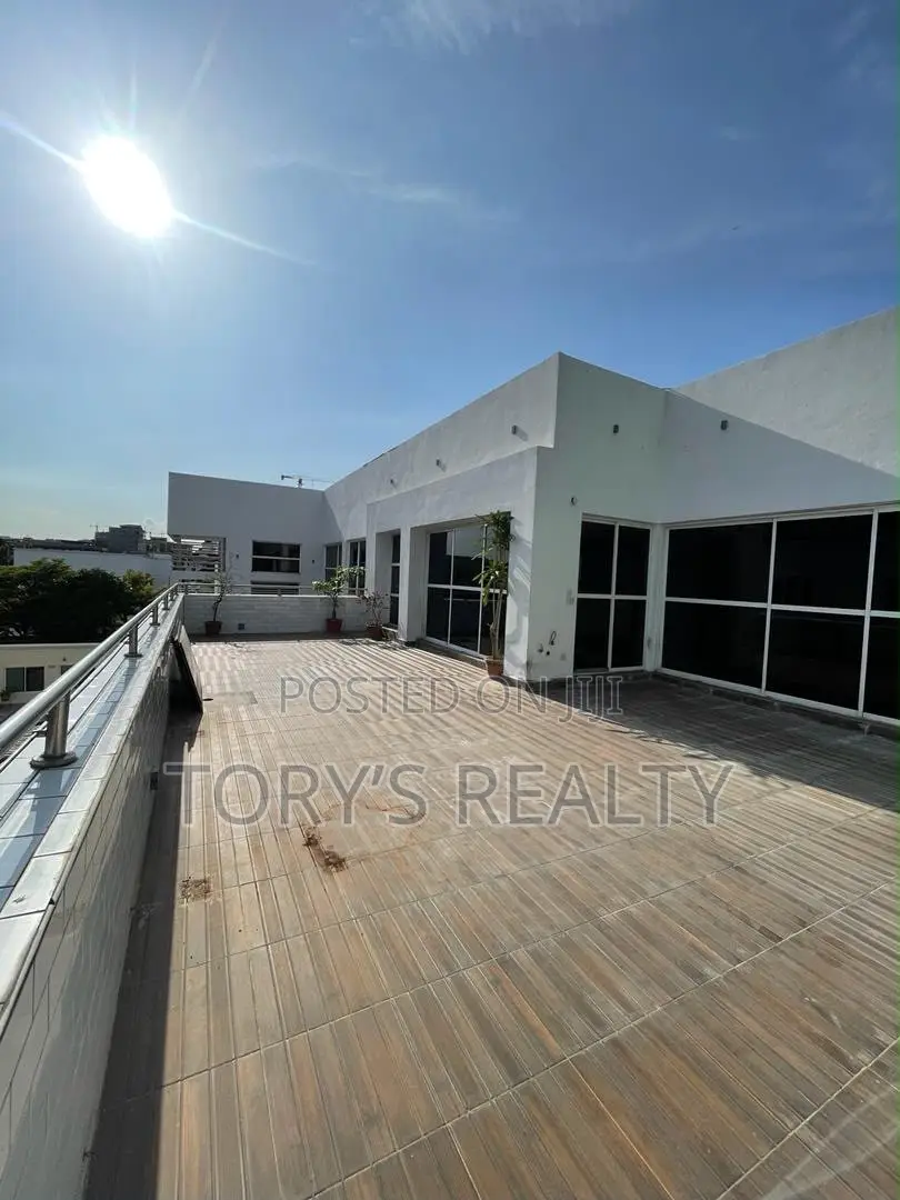 5bdrm Duplex in Banana Island for rent in Banana Island