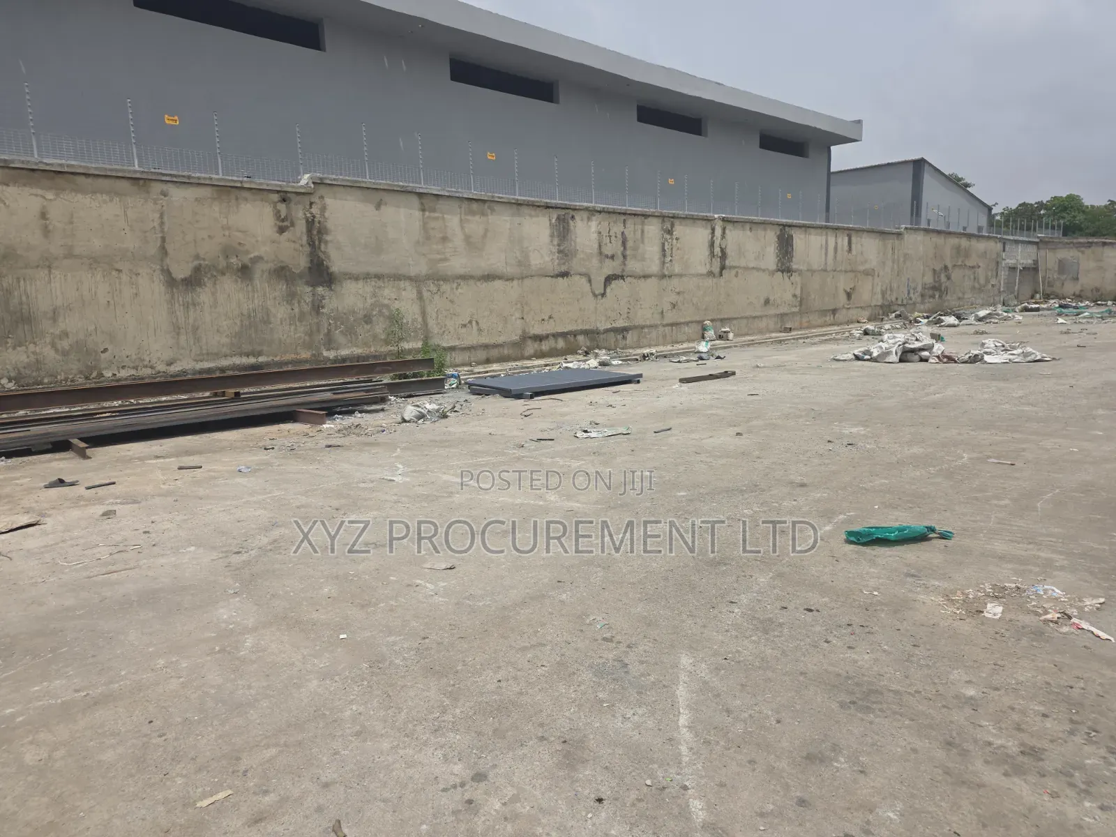 2,500 SQM Self Compound Warehouse in Idu Industrial