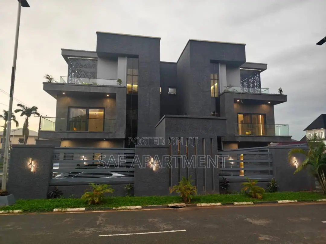 6bdrm Duplex in 6Bedroom Twin Duplex, Zone 2 / Wuse for sale in Zone 2 / Wuse