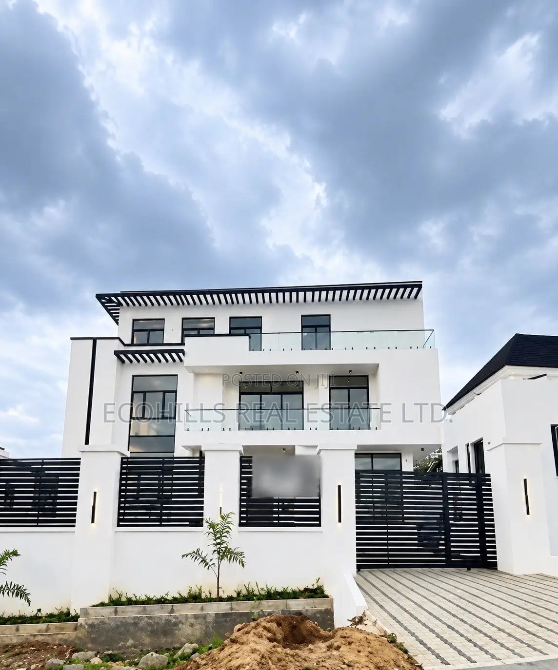 7bdrm Duplex in Guzape for sale in Guzape District