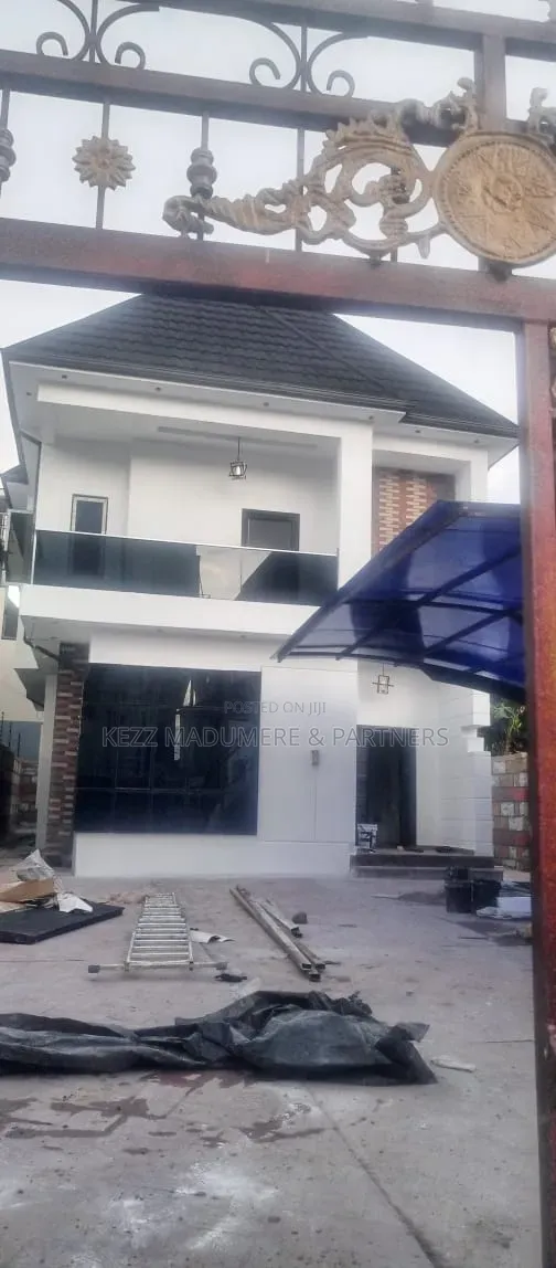 4bdrm Duplex in New Layout,Sars Road for sale in New Layout