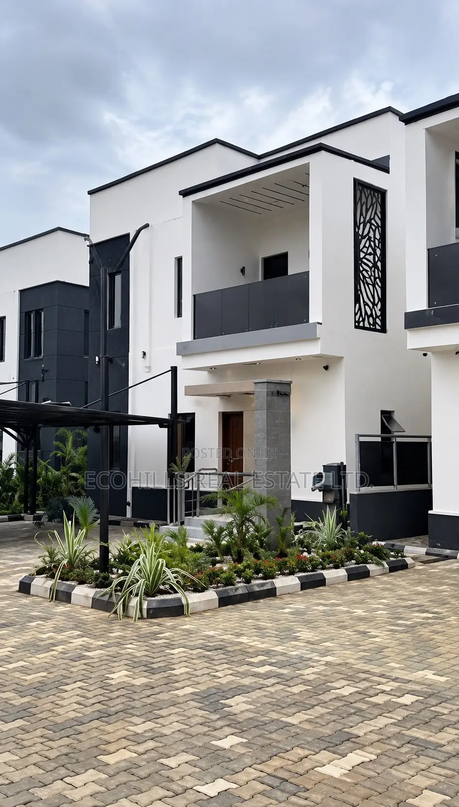 4bdrm Duplex in Jahi for sale in Jahi