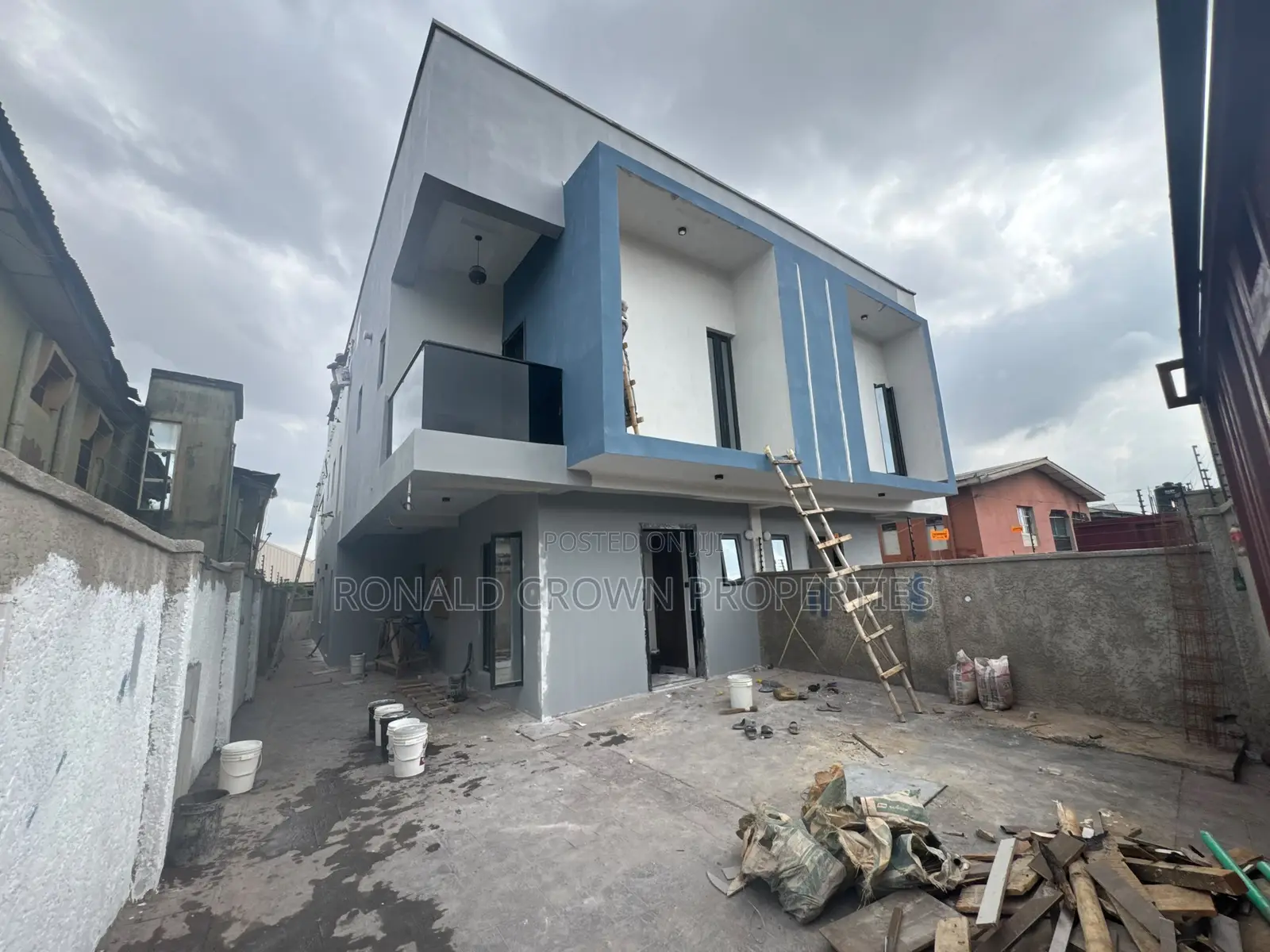 4bdrm Duplex in Ogba for sale in Ogba