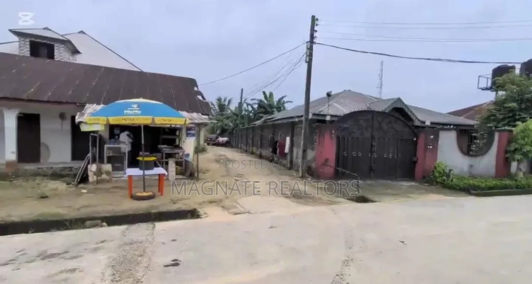300sqms Land Off Four Lanes in Uyo