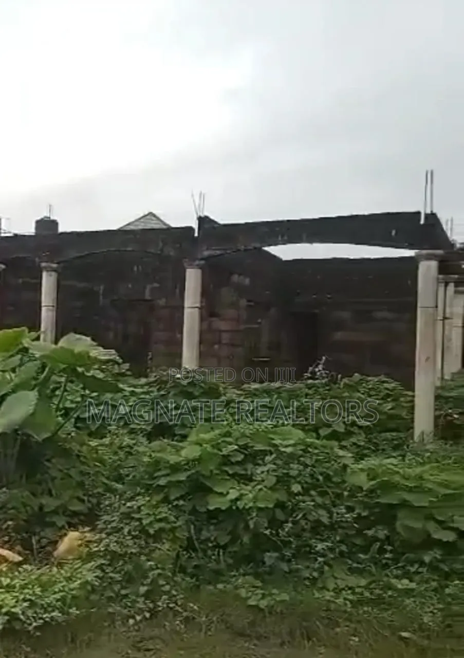 3bdrm Bungalow in Osongama, Uyo for sale in Uyo