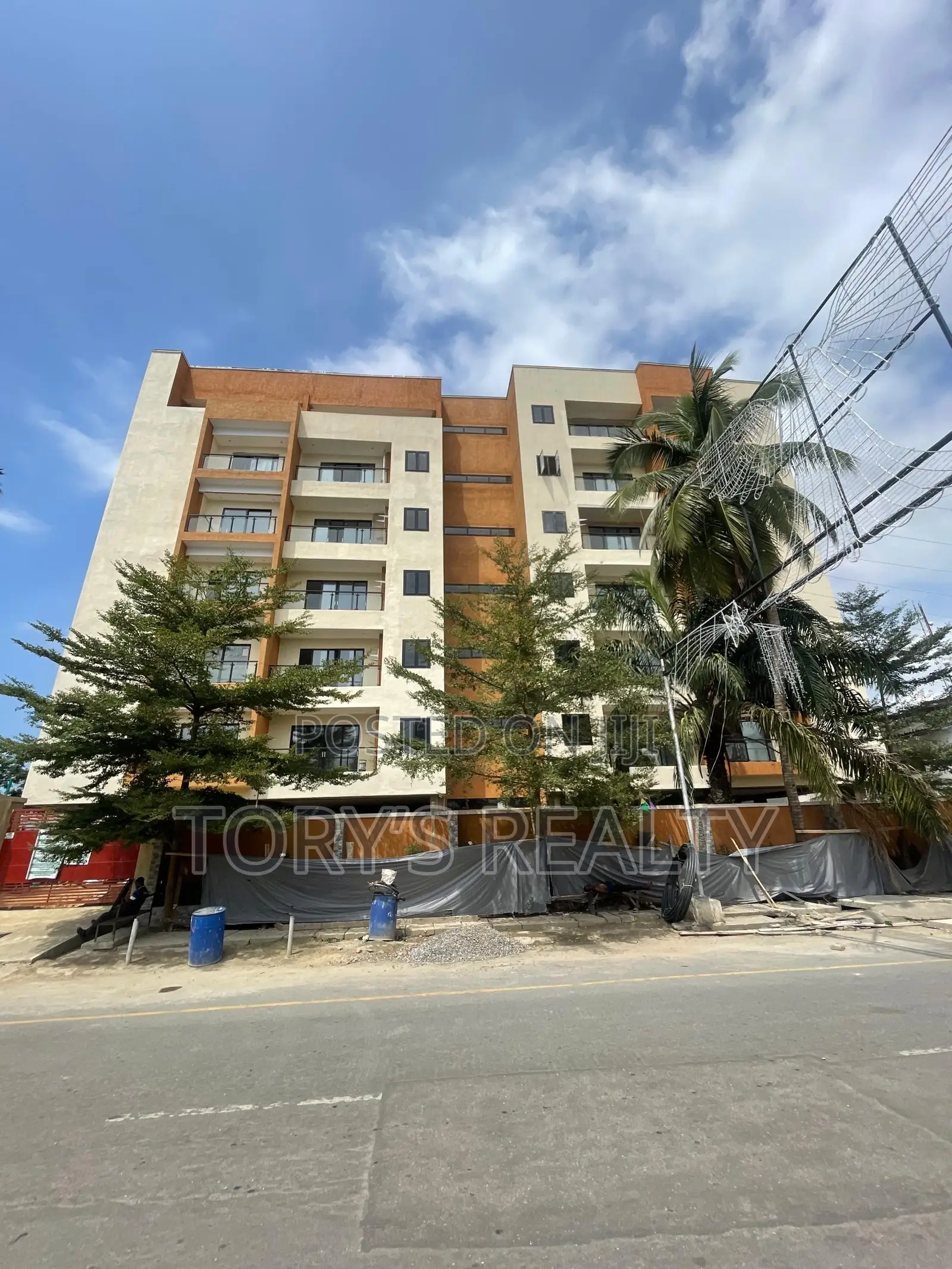 2bdrm Apartment in Victoria Island Extension for sale in Victoria Island Extension
