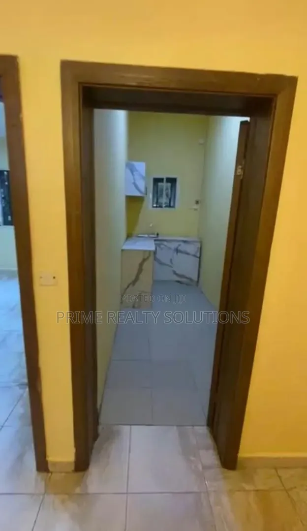 Mini Flat in Obamusa Estate, for rent in Idado