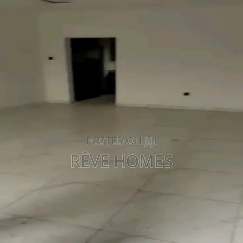 3bdrm Block of Flats in Ifako-Gbagada for sale in Ifako-Gbagada