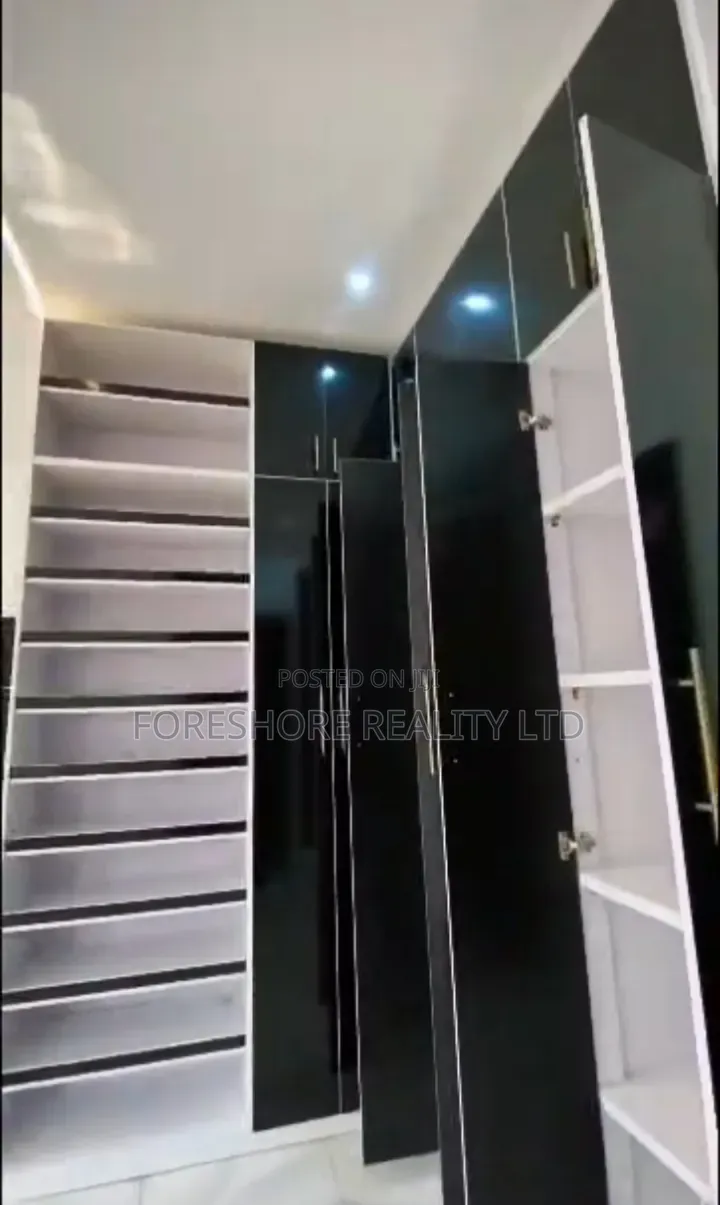 4bdrm Duplex in Abraham Adesanya, Ogombo for sale in Ogombo