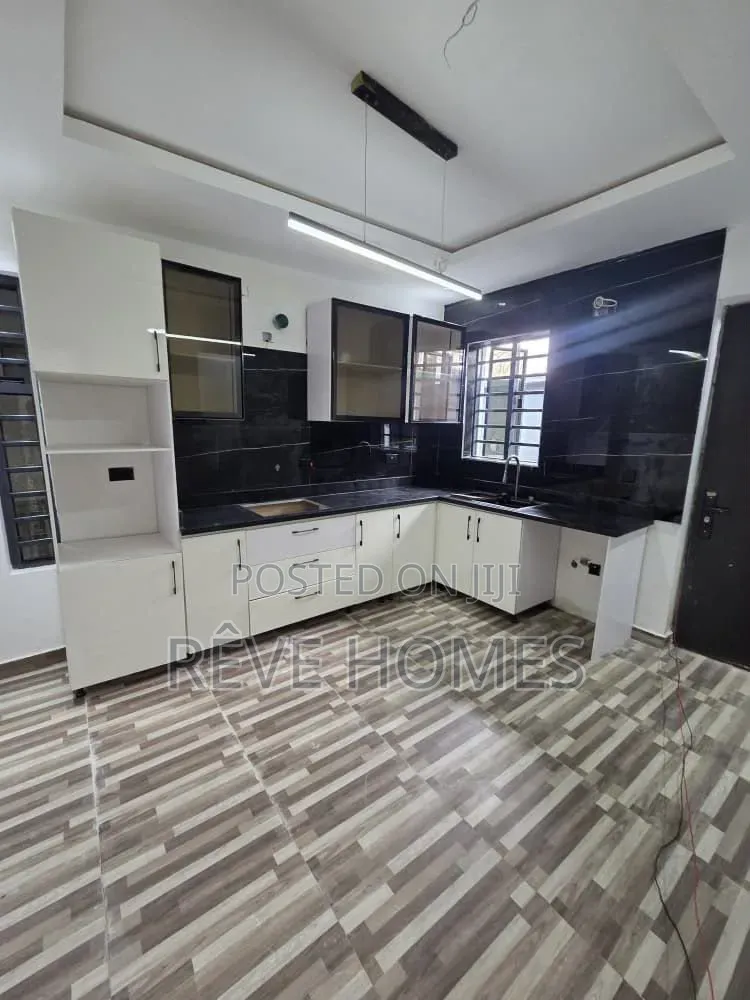 4bdrm Duplex in Opebi for sale in Opebi