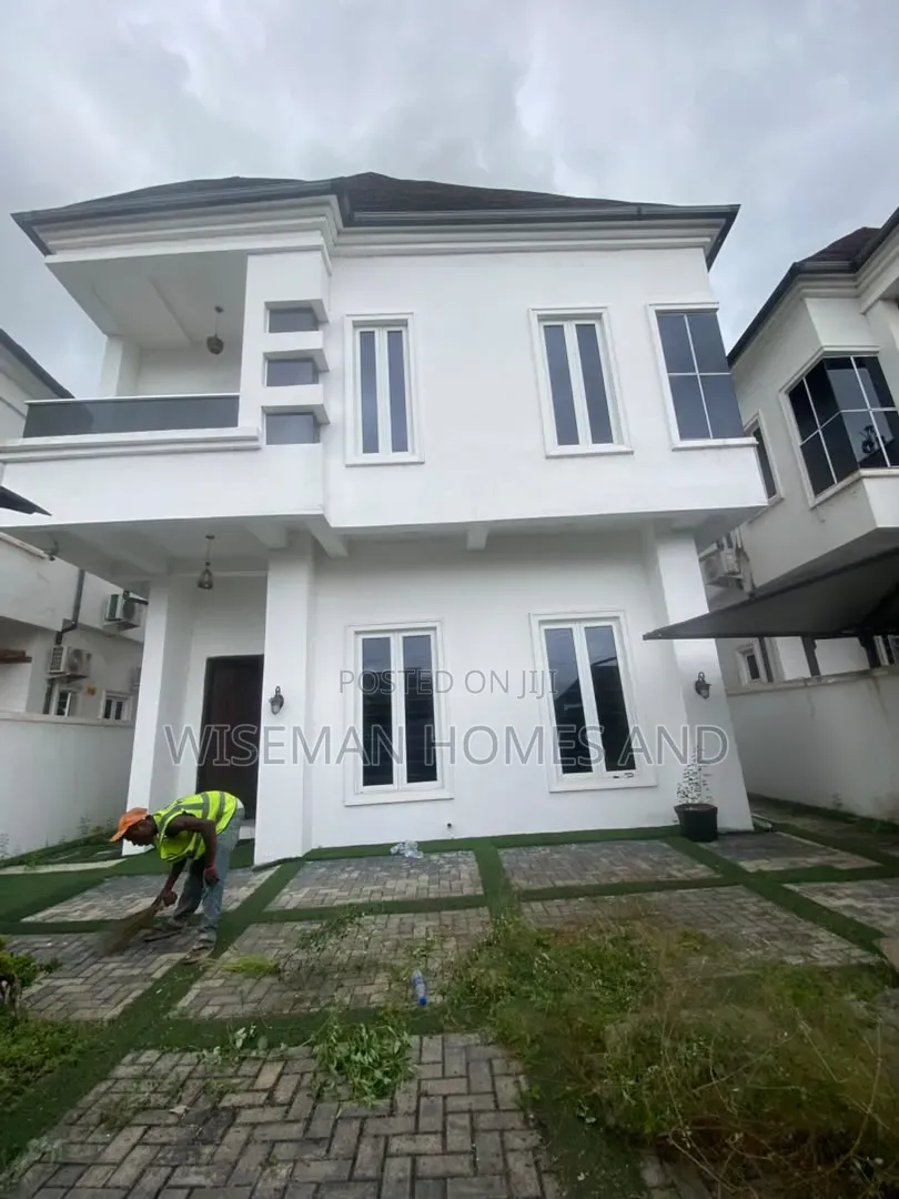 5bdrm Duplex in Osapa London for rent in Osapa london