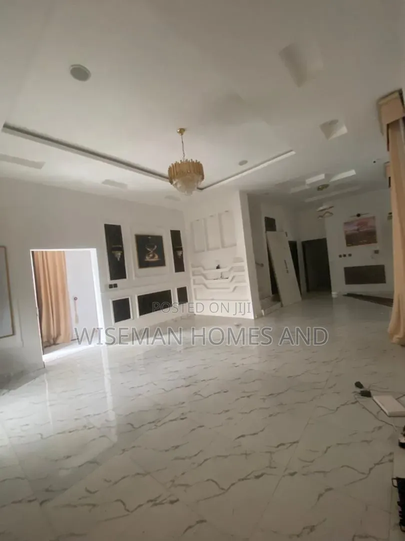 5bdrm Duplex in Osapa London for rent in Osapa london