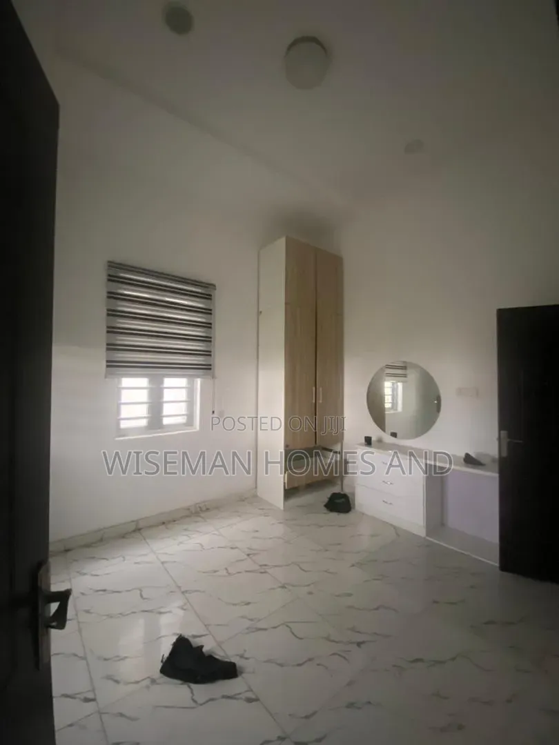 5bdrm Duplex in Osapa London for rent in Osapa london