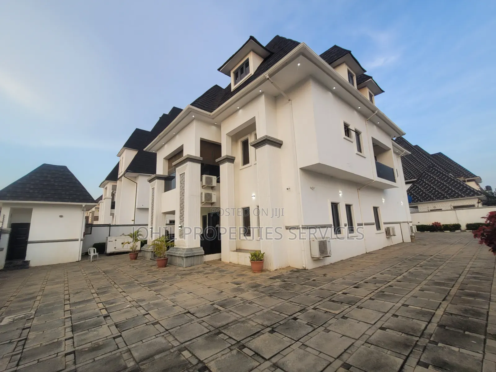 Furnished 7bdrm Duplex in Efab Metropolitan, Life Camp for rent in Life Camp