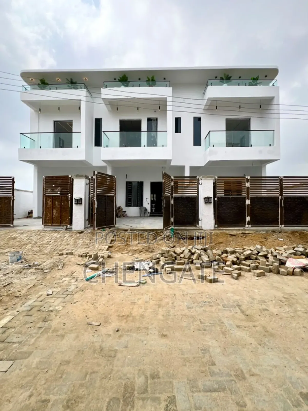 3bdrm Duplex in Ajah for sale in Ajah
