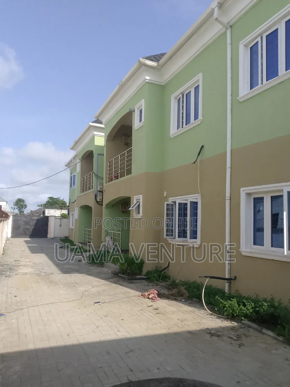 3bdrm Block of Flats in Aiyeteju for rent in Aiyeteju