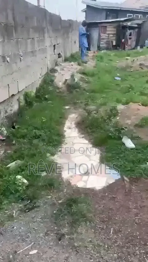 Land for Sale in Soluyi