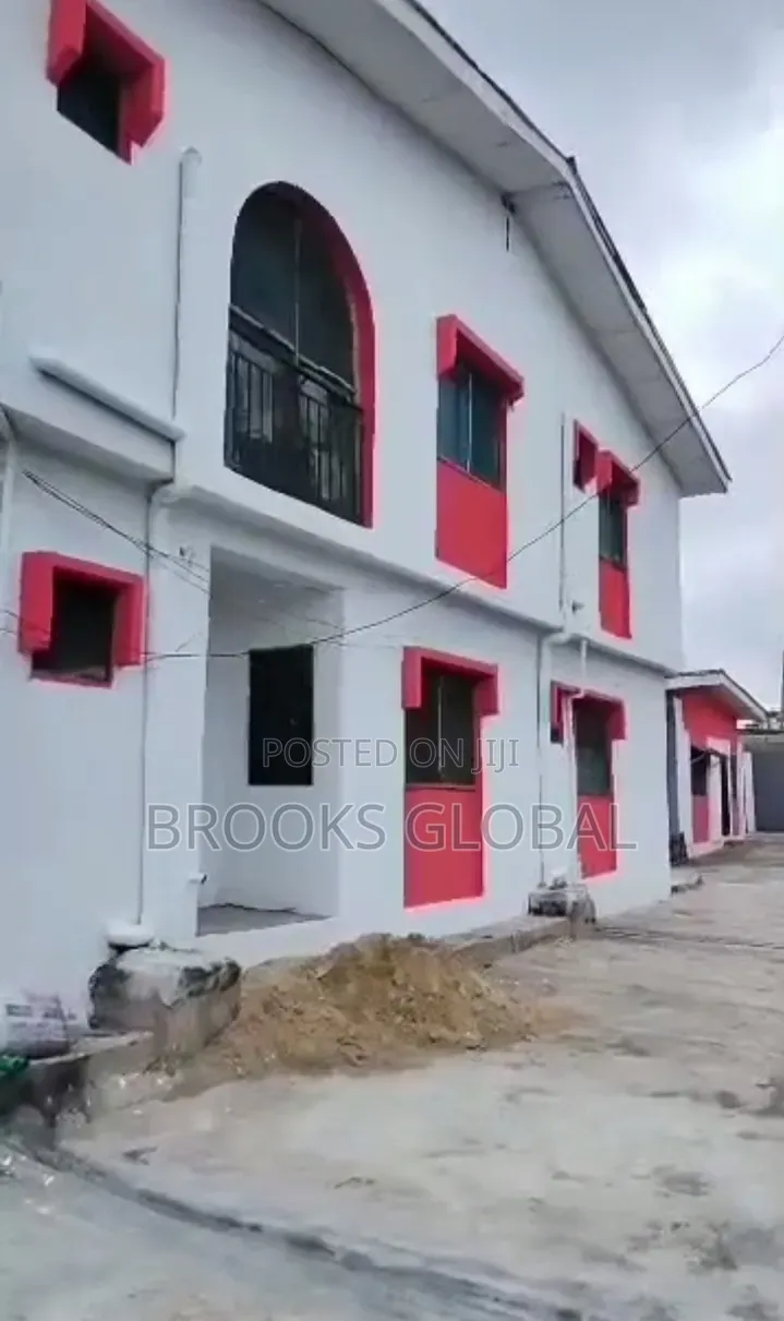 3bdrm Block of Flats in Igando / Ikotun/Igando for sale in Igando / Ikotun/Igando