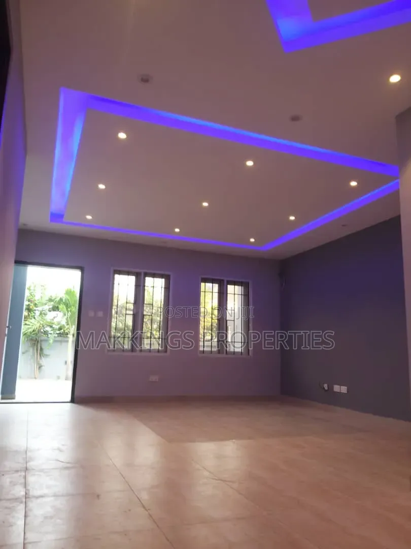 3bdrm Apartment in Abijo for rent in Abijo