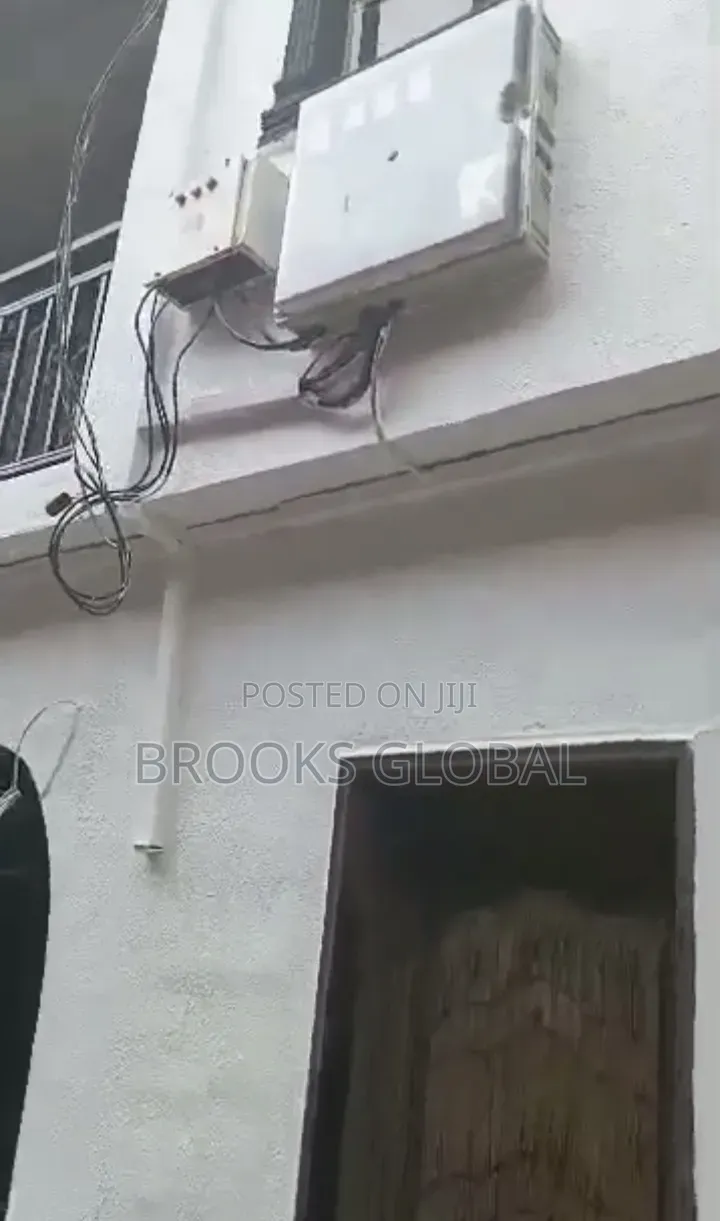 2bdrm Block of Flats in Isheri / Egbe Idimu for sale in Isheri / Egbe Idimu