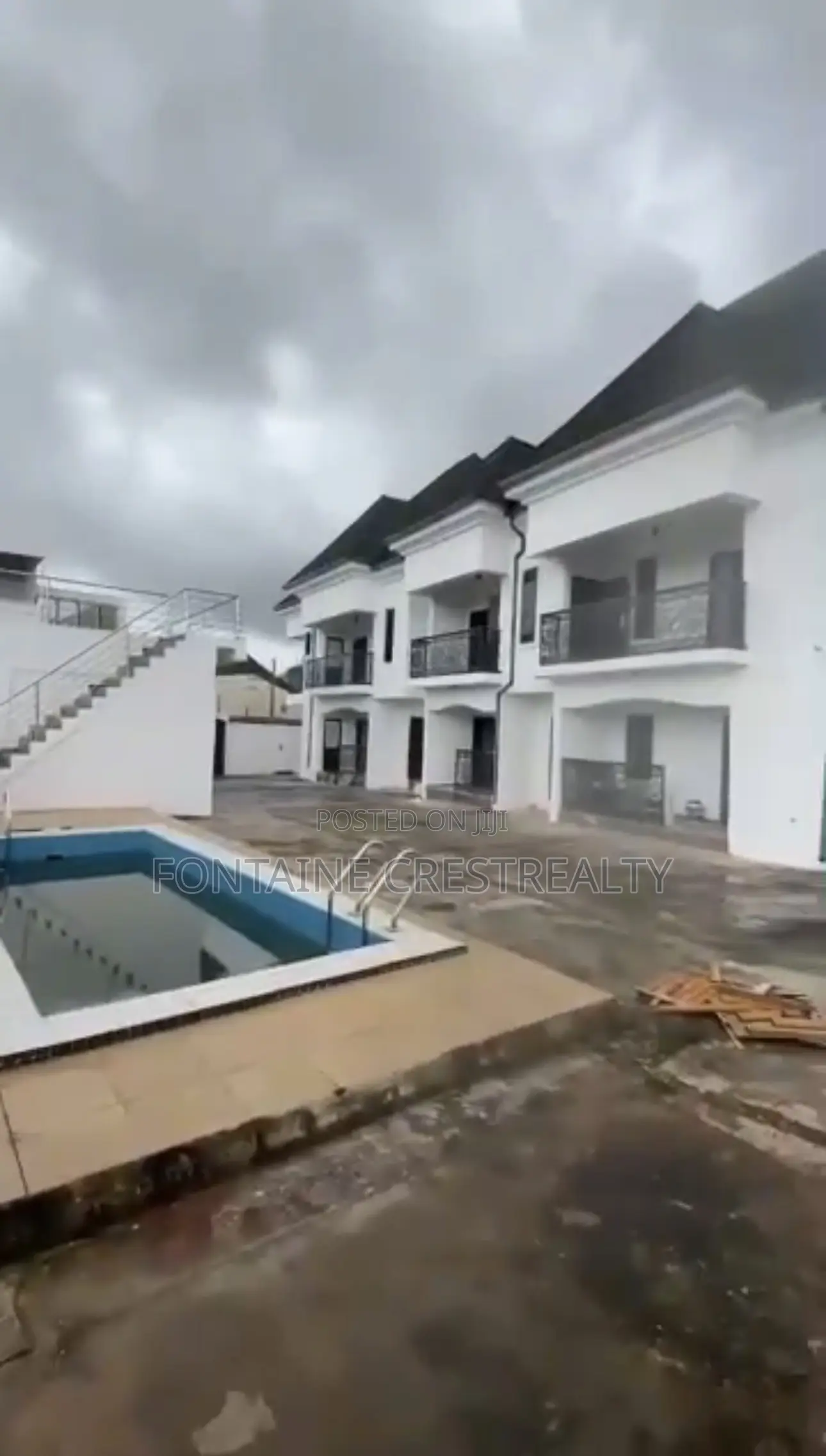2bdrm Block of Flats in Benin City for sale in Benin City